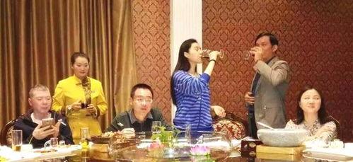 娱乐圈扒姨太的吃瓜大会,揭秘明星幕后故事,吃瓜大会精彩纷呈